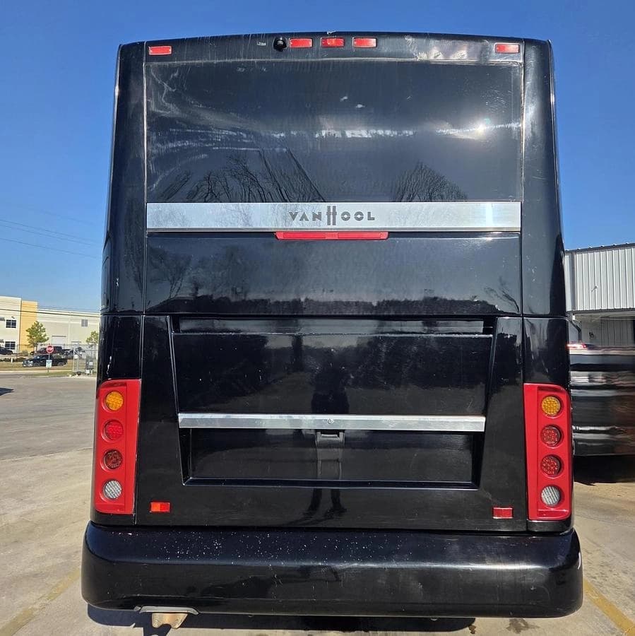 2020 Van hool CX45 Coach - Image 3