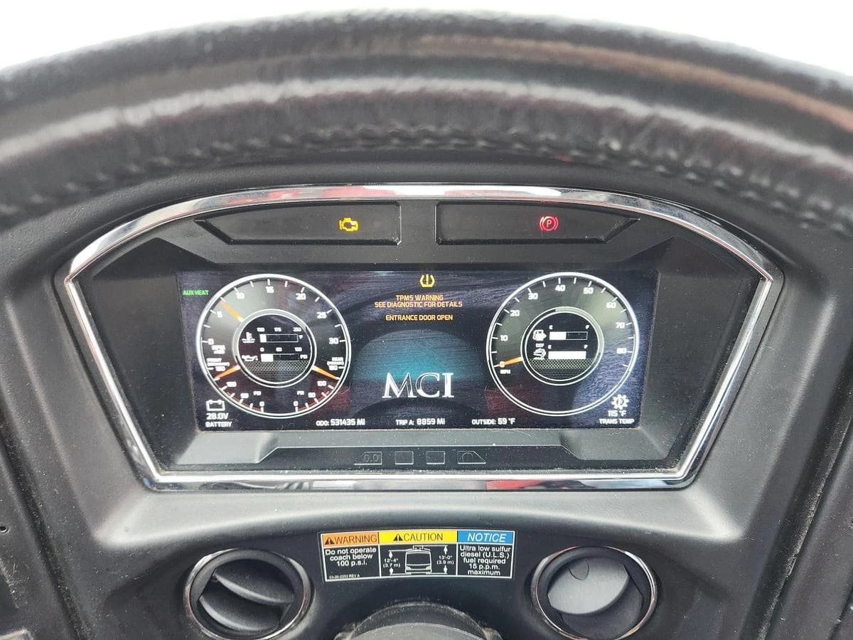 2019 Mci J4500 ADA Coach - Image 10