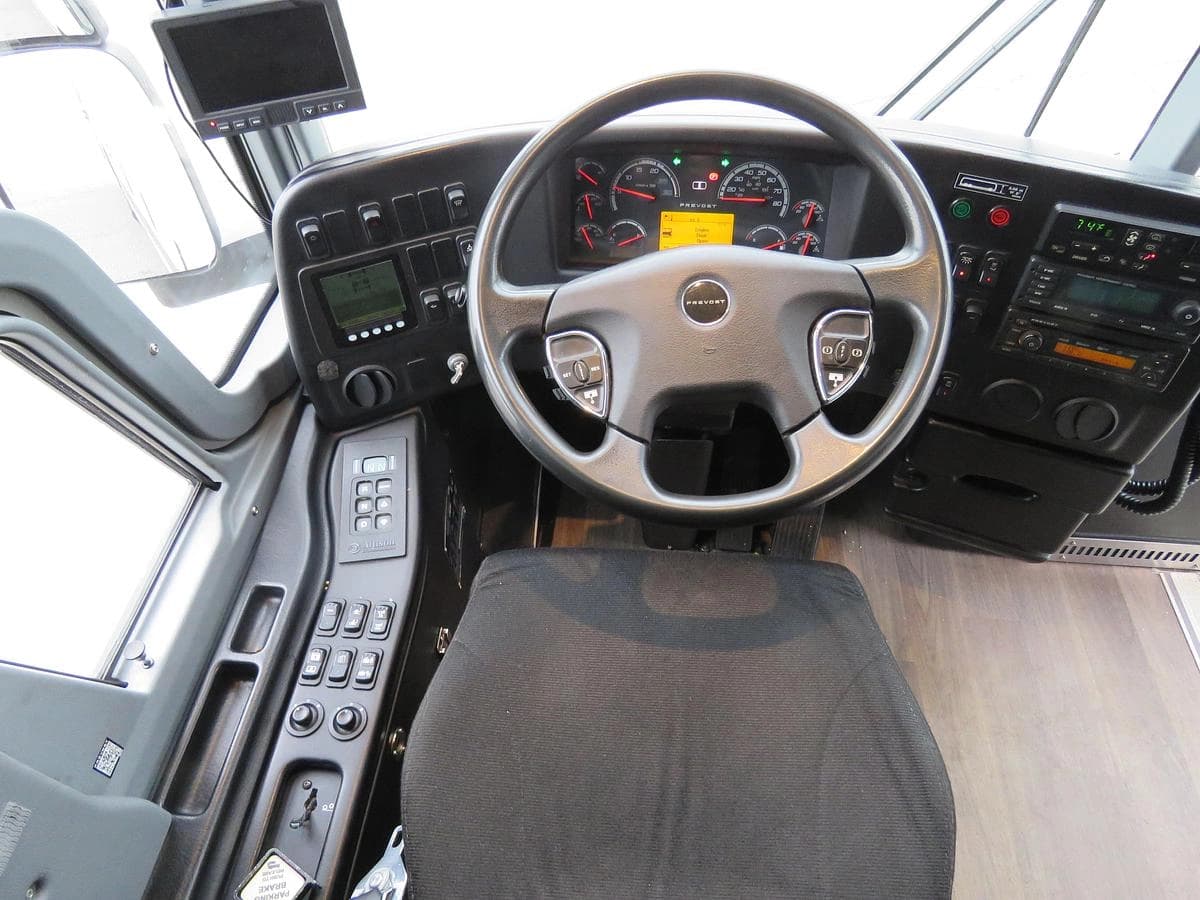 2017 Prevost X3-45 ADA Coach - Image 14