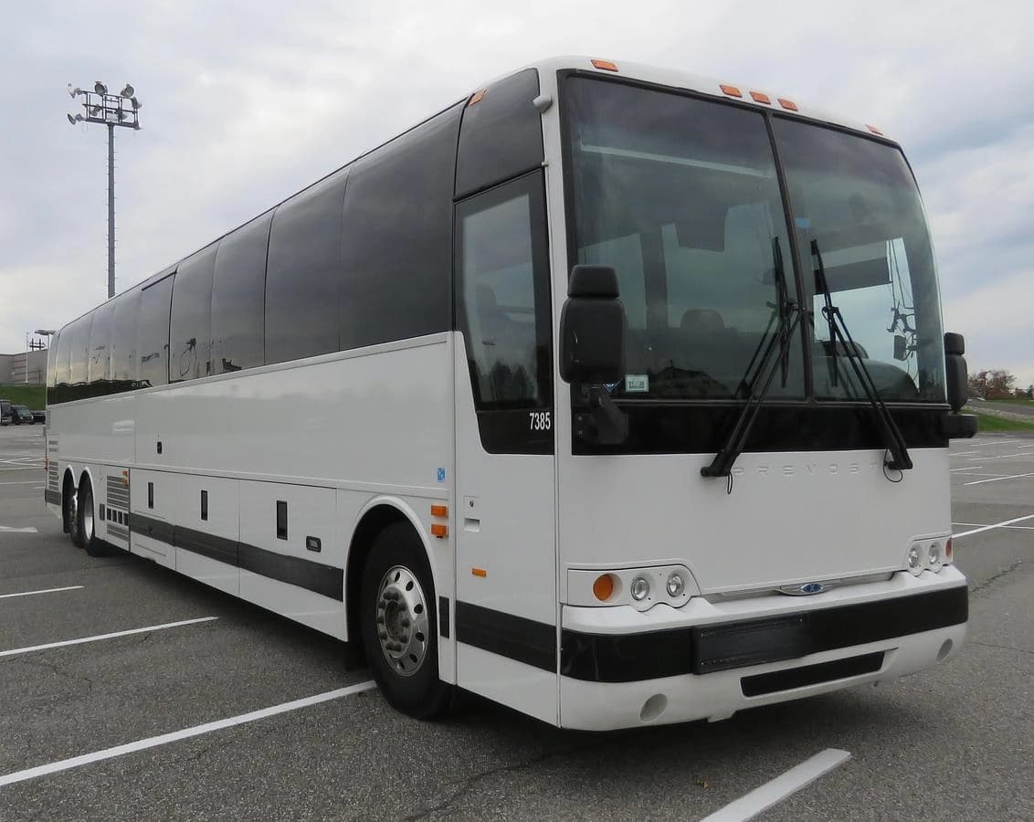 2017 Prevost X3-45 ADA Coach - Image 1