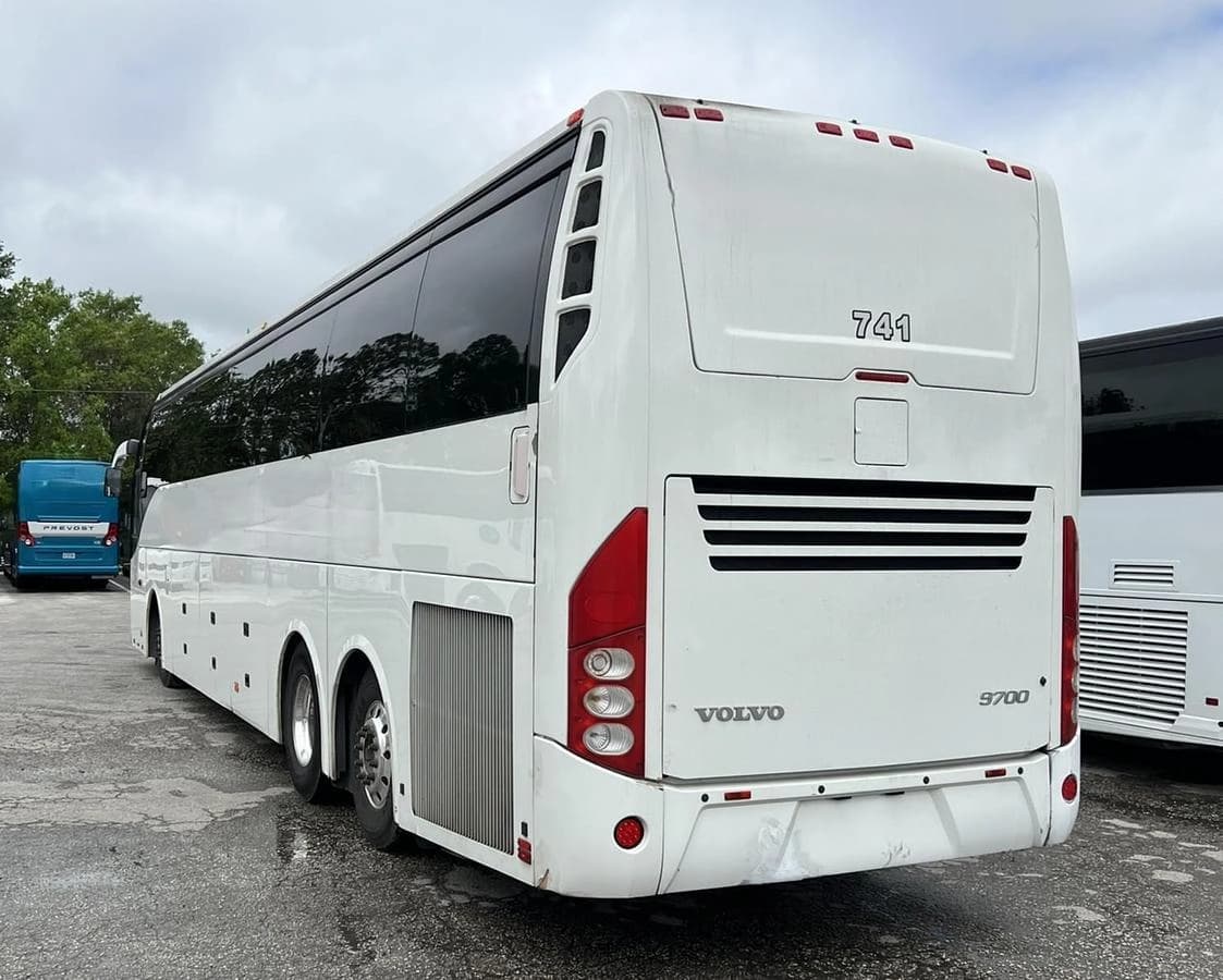 2016 Volvo 9700 Coach - Image 7