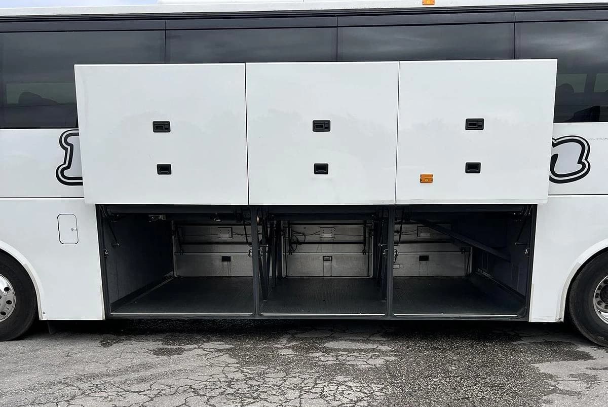 2016 Volvo 9700 Coach - Image 15