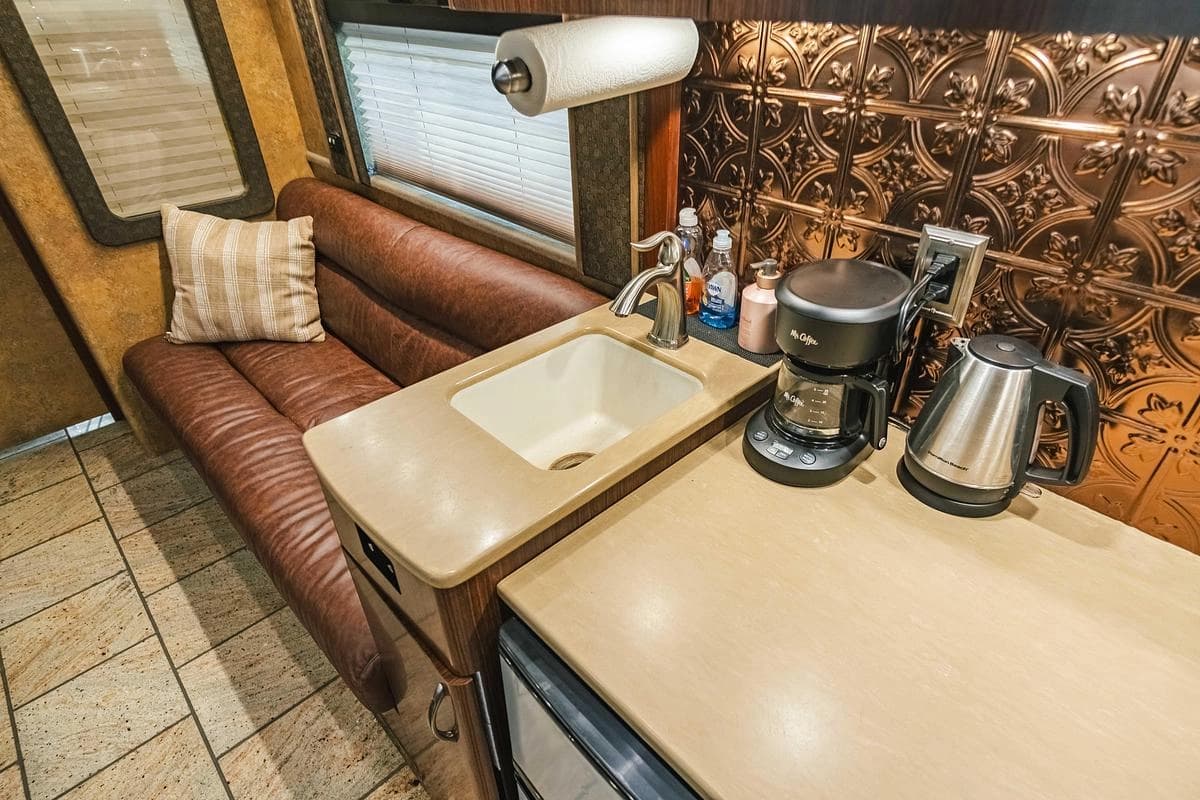 2008 Prevost XLII Motorcoach Conversion - Image 14