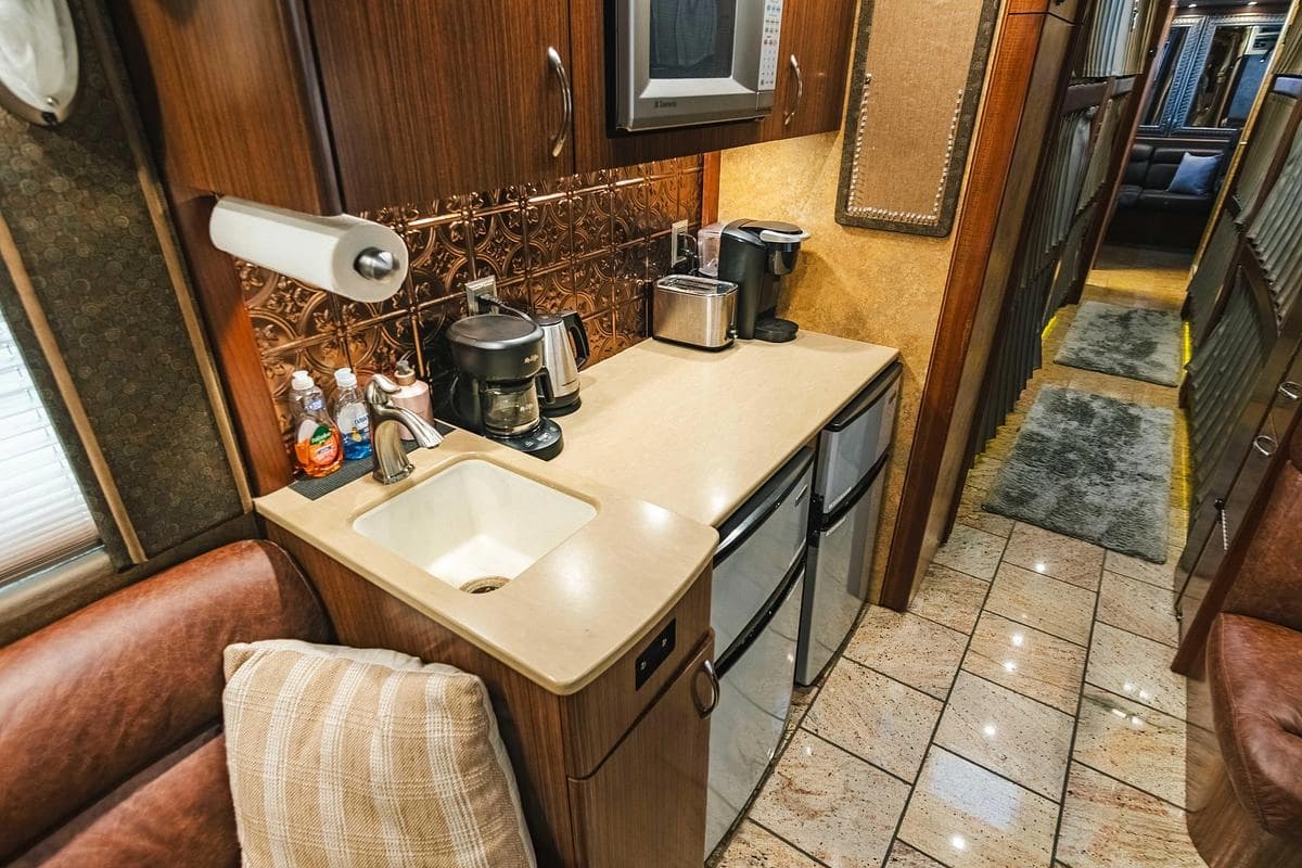 2008 Prevost XLII Motorcoach Conversion - Image 21