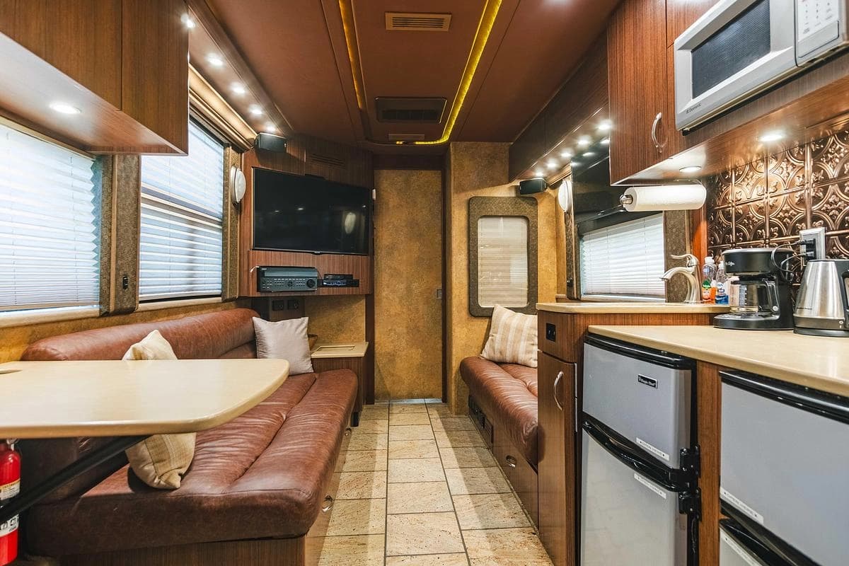 2008 Prevost XLII Motorcoach Conversion - Image 27