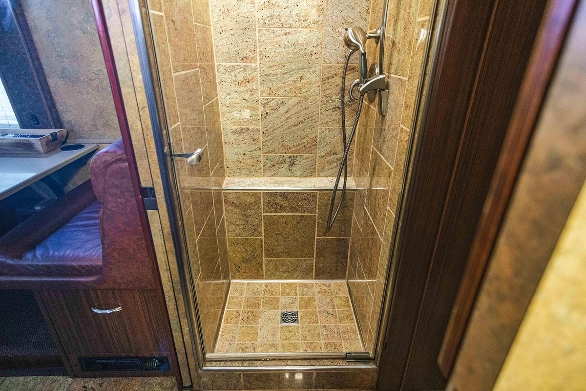2008 Prevost XLII Motorcoach Conversion - Image 31