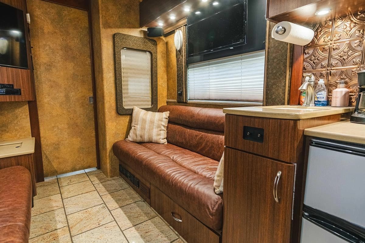2008 Prevost XLII Motorcoach Conversion - Image 11