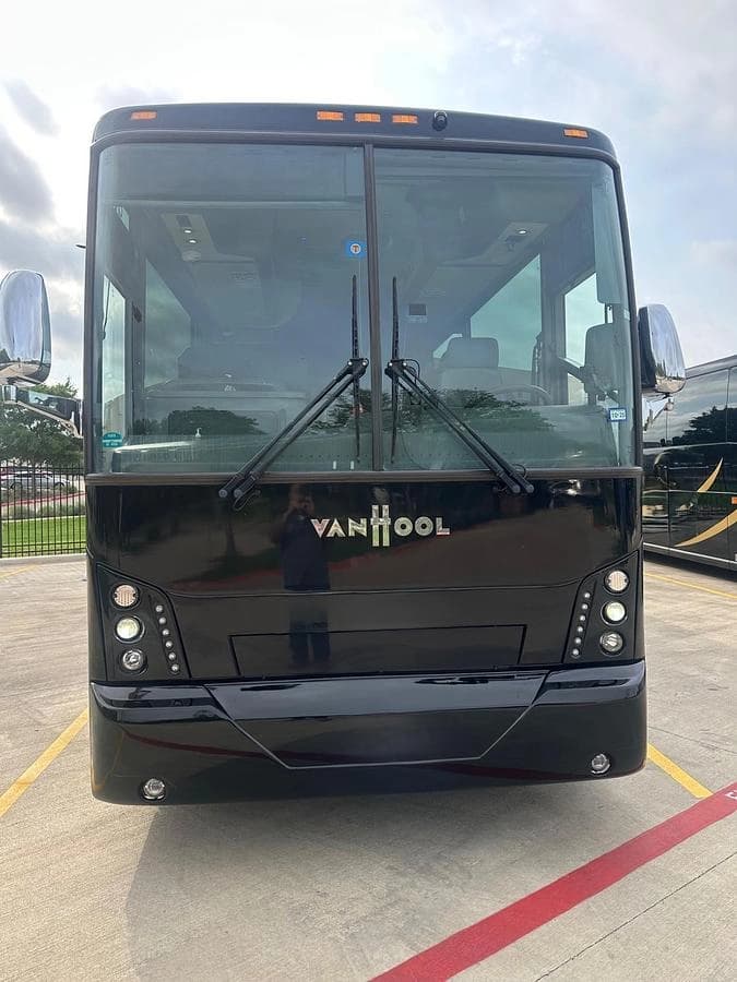2017 Van hool CX35 Coach - Image 4