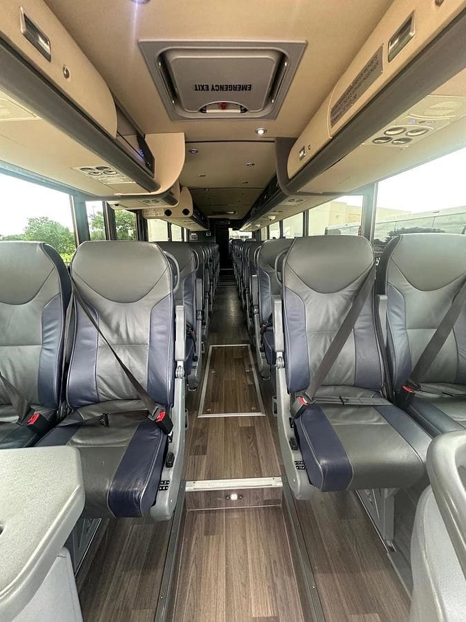 2017 Van hool CX35 Coach - Image 11