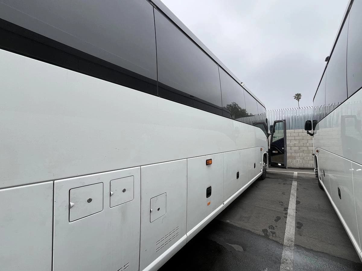 2019 Mci J4500 ADA Coach - Image 7