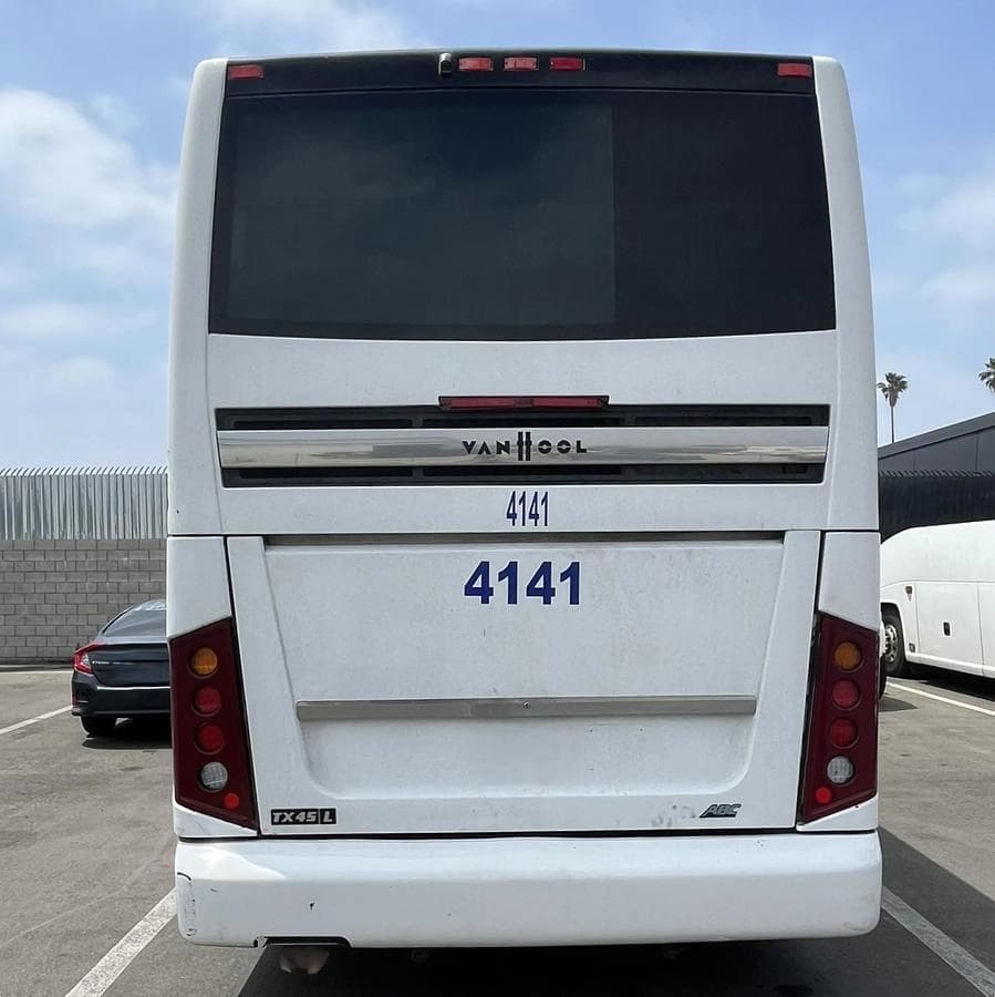 2015 Van Hool TX45 Coach - Image 15