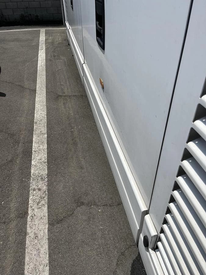 2015 Van Hool TX45 Coach - Image 17