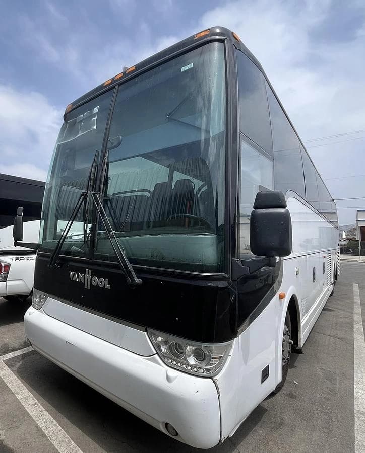 2015 Van Hool TX45 Coach - Image 5