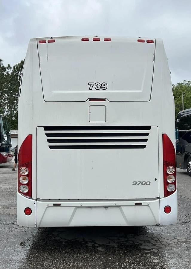 2016 Volvo 9700 Coach - Image 13