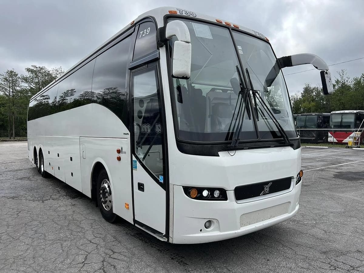 2016 Volvo 9700 Coach - Image 5