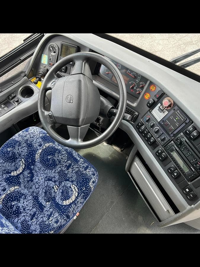 2013 Volvo 9700 Coach - Image 10