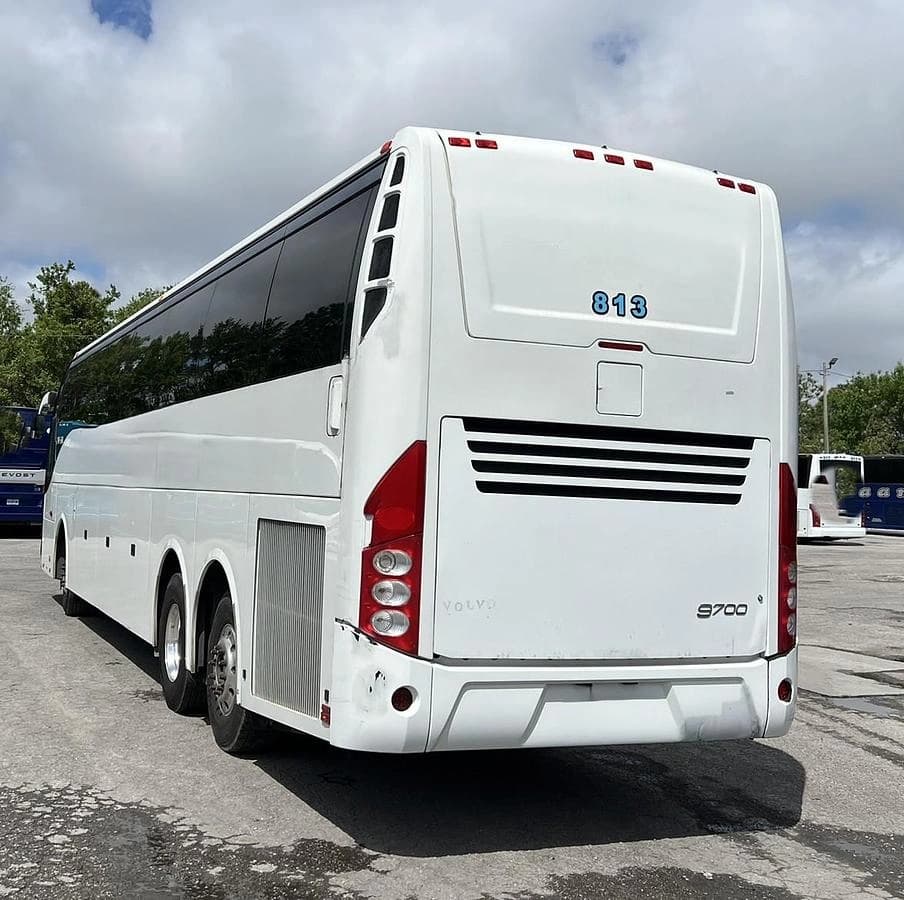 2013 Volvo 9700 Coach - Image 5