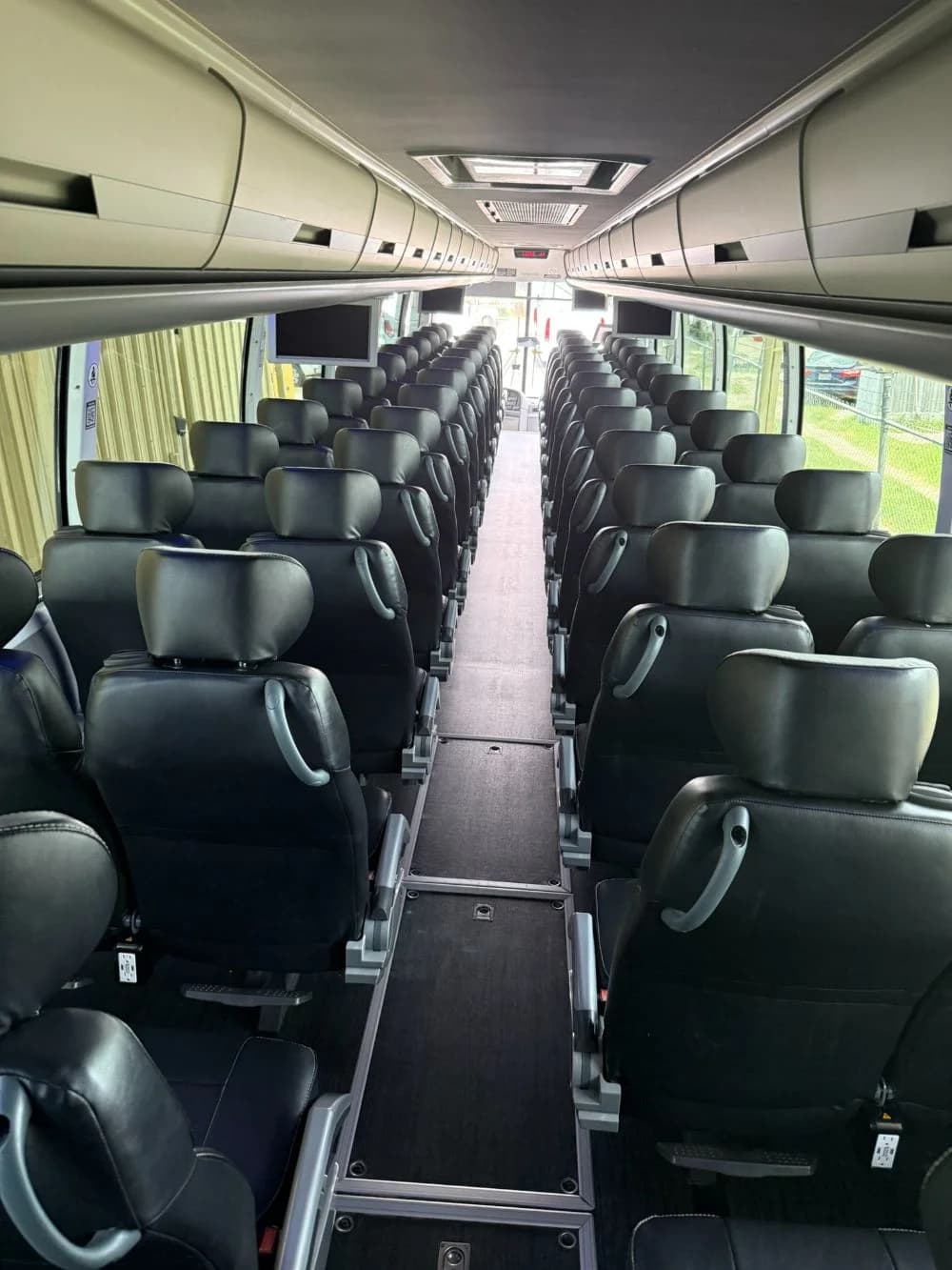 2024 Volvo 9700 54 Passenger - Image 5