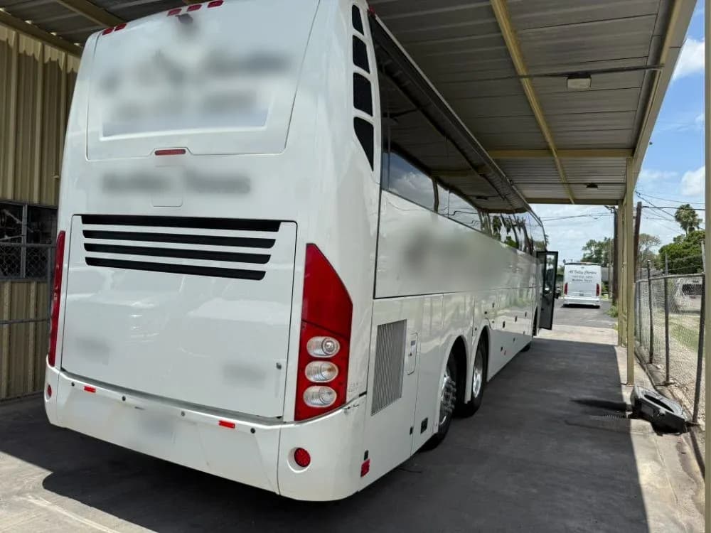 2024 Volvo 9700 54 Passenger - Image 11