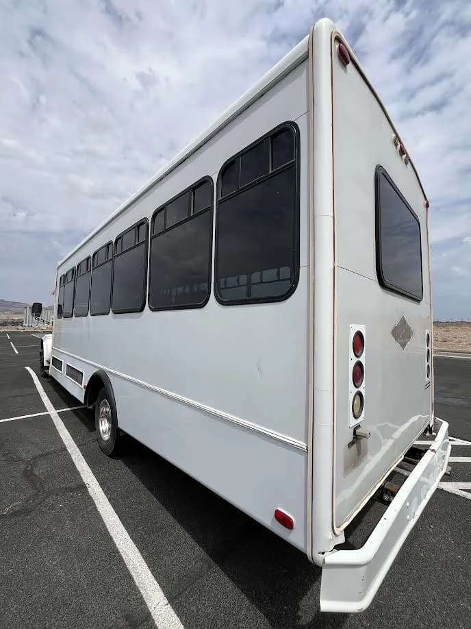 2001 international B3400 - Image 17