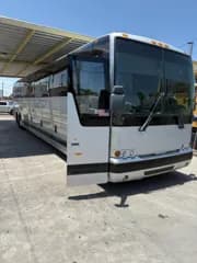 2016 Prevost (NFI) X34 bus