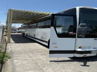 2017 Prevost (NFI) X3-45 bus
