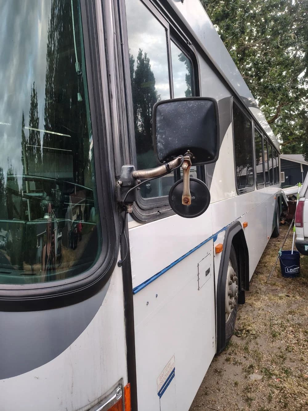 2005 Gillig Low Floor 35 foot Transit bus - Image 12
