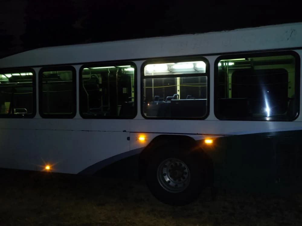 2005 Gillig Low Floor 35 foot Transit bus - Image 8