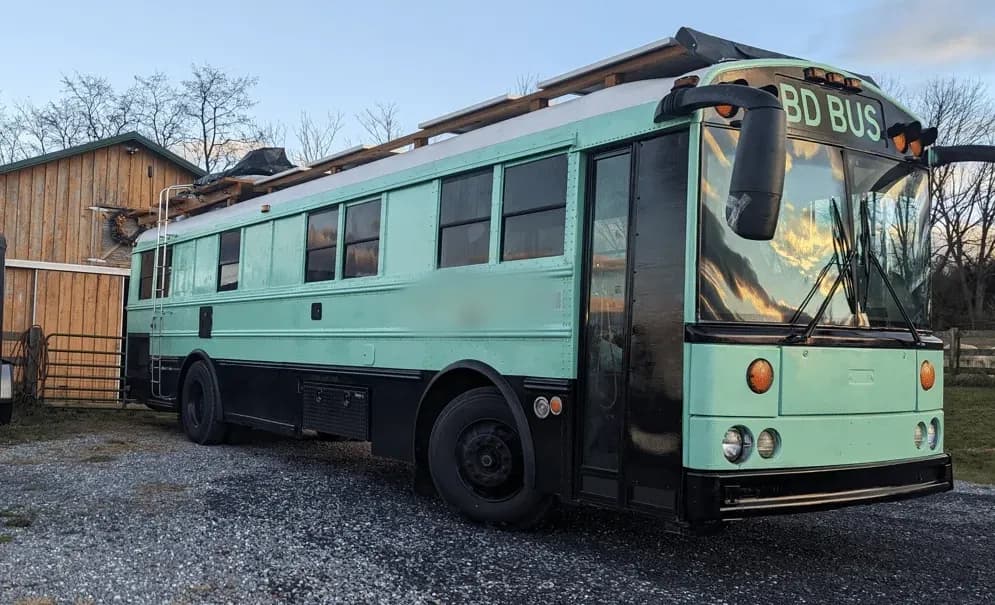 2007 Thomas Built Saf-T-Liner MDX Skoolie Conversion - Image 1