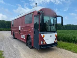2005 Thomas Built Buses SAF-T-LINER bus