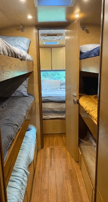 2005 Thomas Built Saf-T-Liner Skoolie Conversion - Image 5