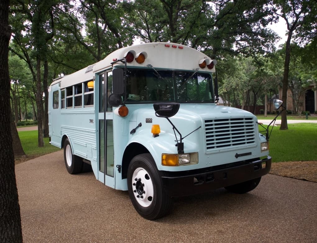 1997 Thomas Built 3800 Skoolie Conversion - Image 2