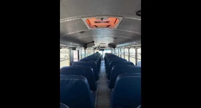 2006 Thomas Built Saf-T-Liner HDX School Bus - Image 7