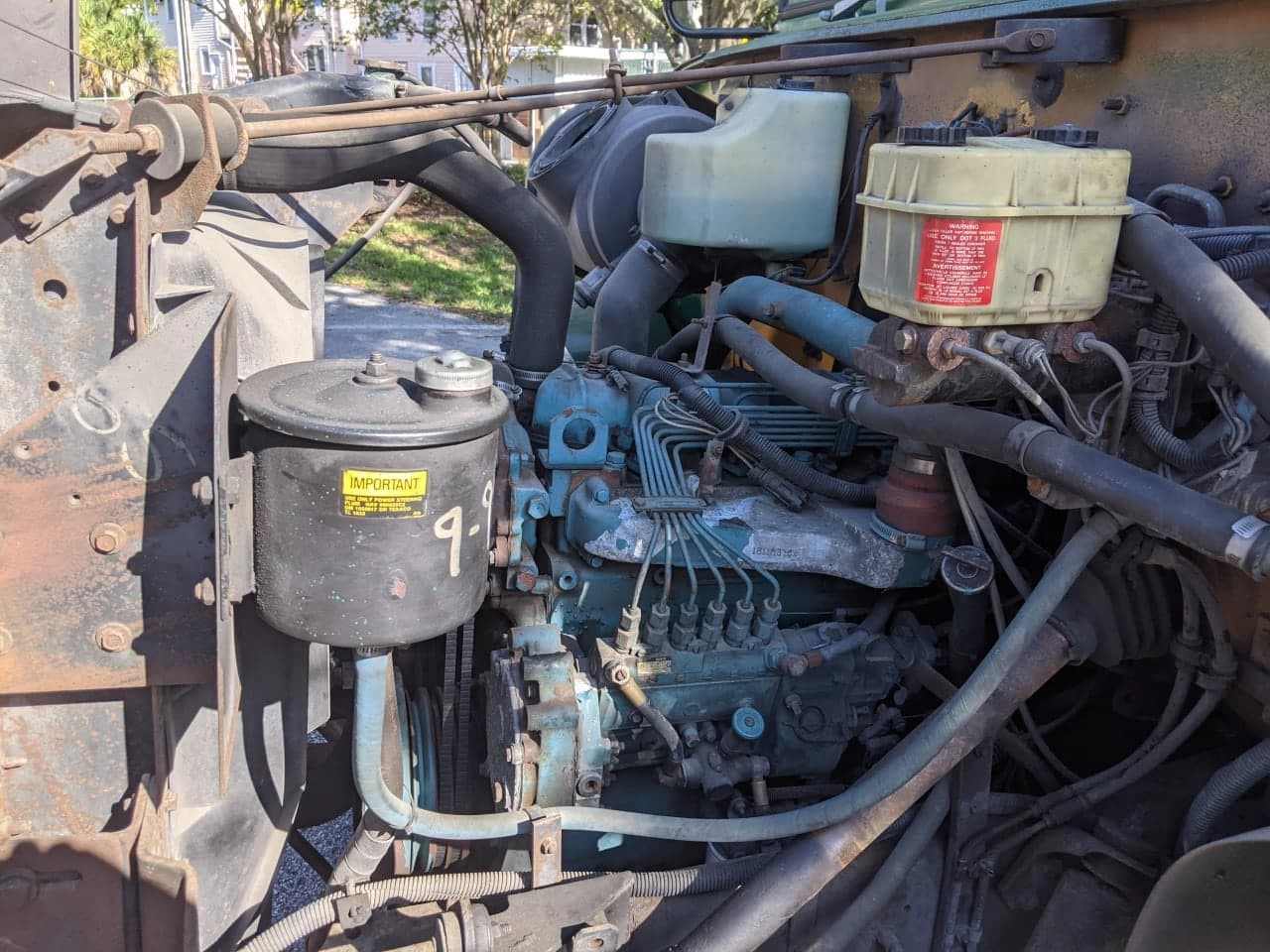 1990 International Harvester Skoolie Conversion - Image 10