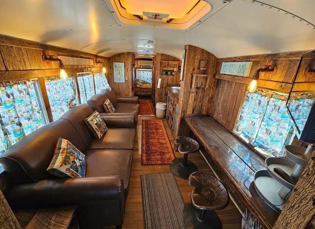 1998 Blue Bird Flat Nose Skoolie Conversion - Image 3