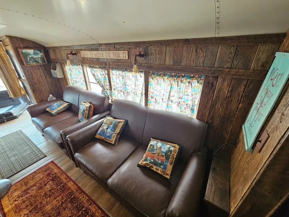 1998 Blue Bird Flat Nose Skoolie Conversion - Image 5