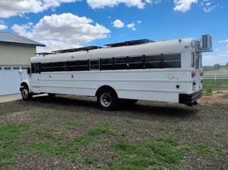 2002 International 3000 bus