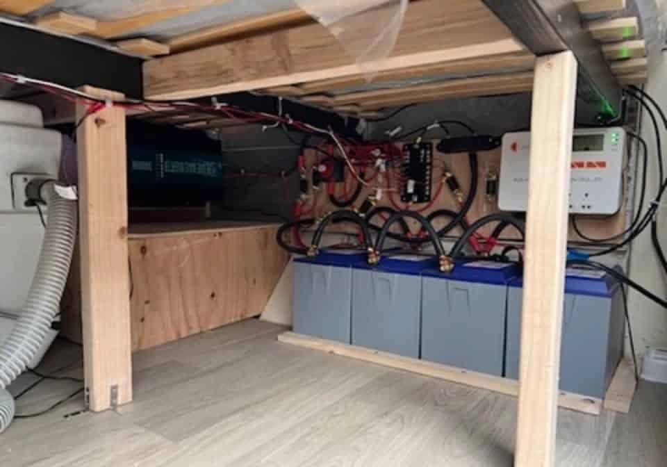 1993 GMC Blue Bird Skoolie Conversion - Image 10