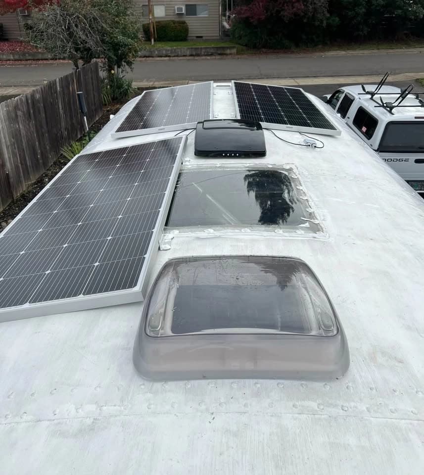 1993 GMC Blue Bird Skoolie Conversion - Image 6
