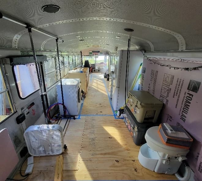 2002 Thomas Built SAF-T-LINER Partial Conversions - Image 6