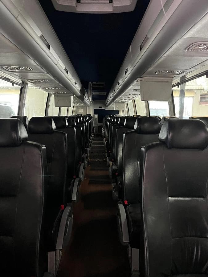 2017 Volvo 9700 Coach - Image 5