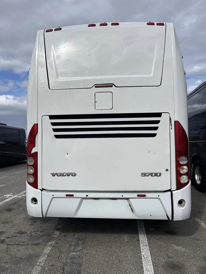 2018 Volvo 9700 Coach Bus - Image 13