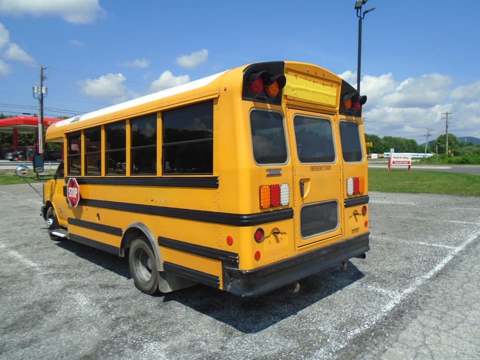 2020 Chevy Thomas Minotour School Bus - Image 6