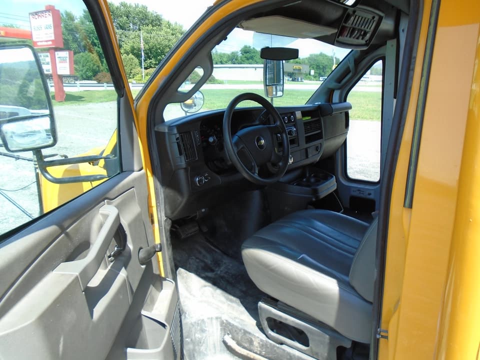 2020 Chevy Thomas Minotour School Bus - Image 8