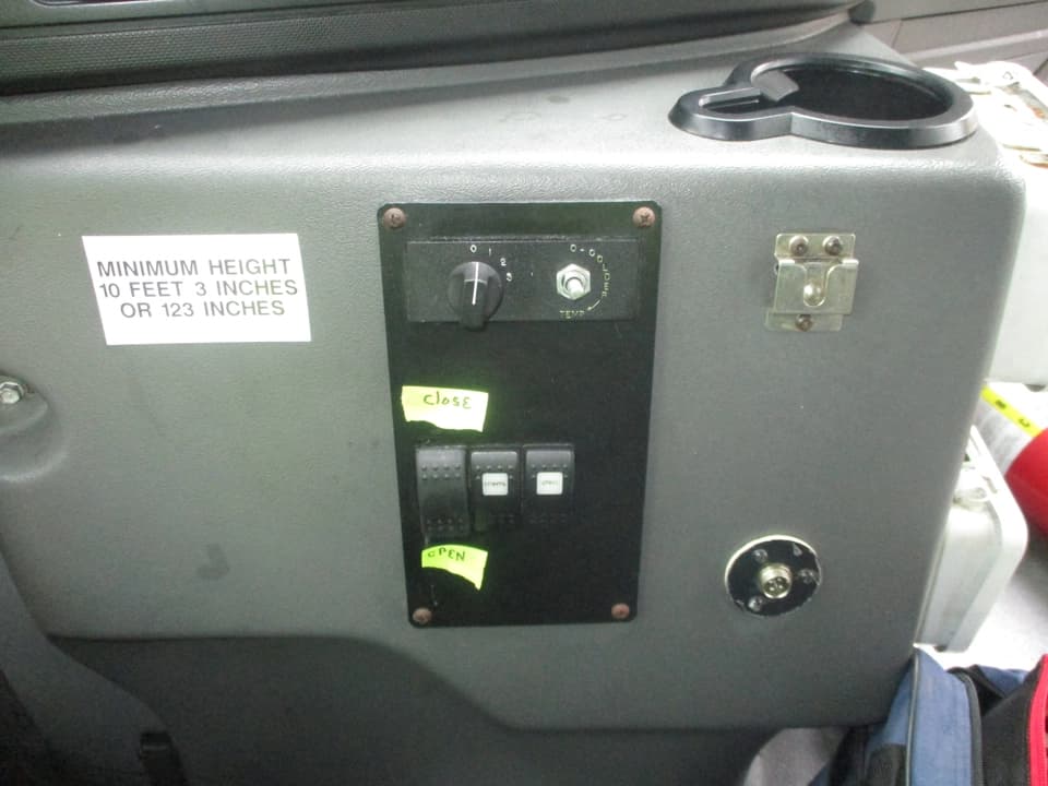 2019 Ford E450 Glaval Shuttle Bus - Image 19