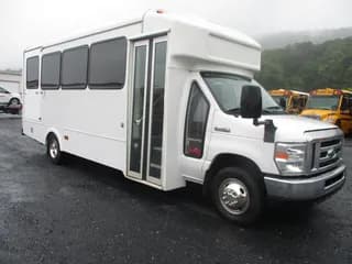 2019 Ford E450 bus