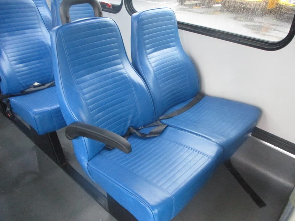 2019 Ford E450 Glaval Shuttle Bus - Image 24