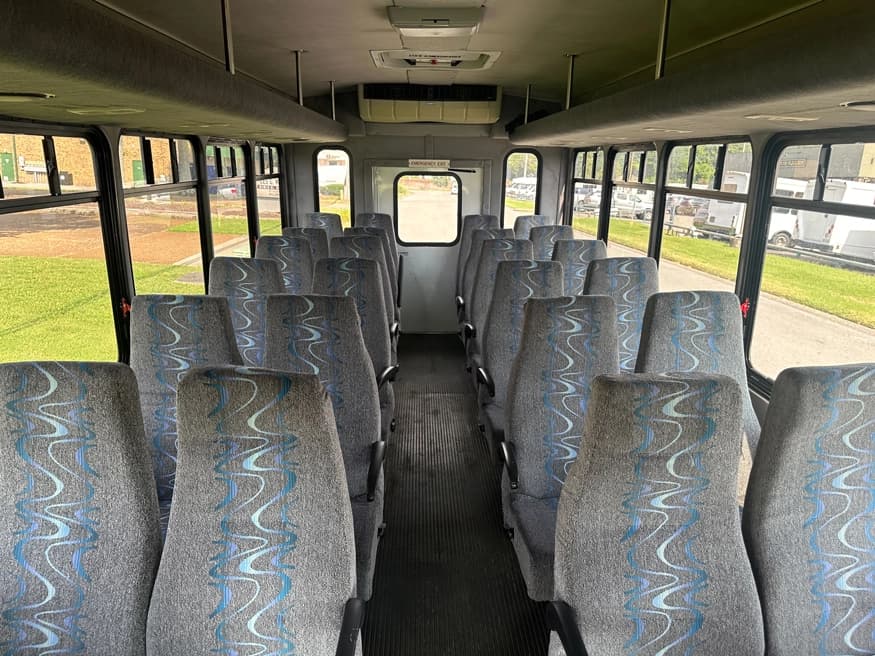 2006 Ford E450 Starcraft Allstar - Image 4
