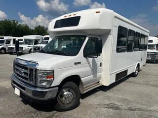 2018 Ford E450 bus