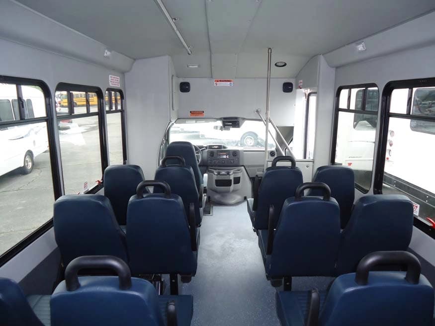 2019 Ford E350 Starcraft Allstar - Image 3
